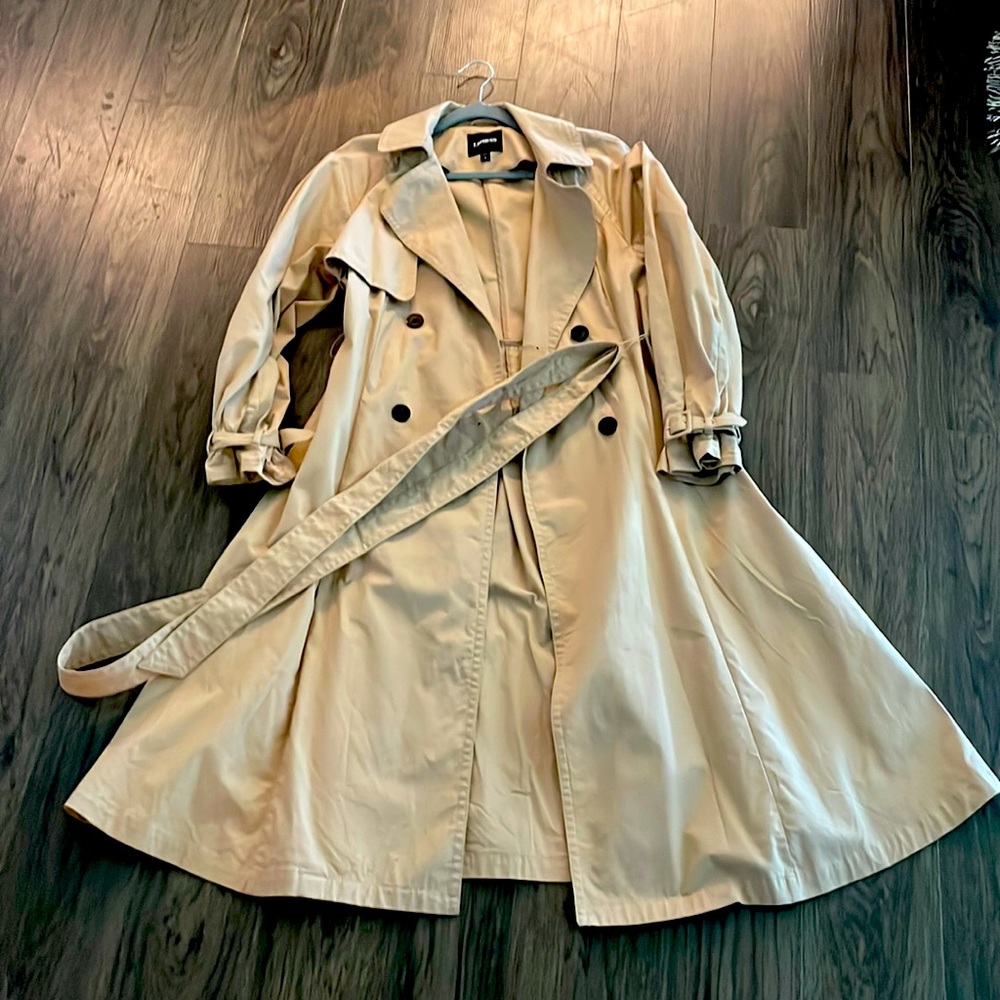 Trench coat